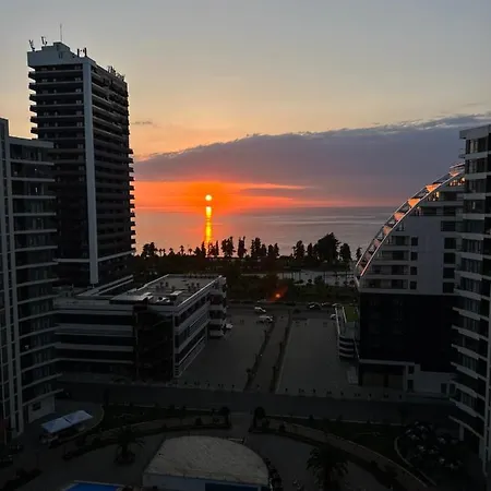 Sunset At White Sails Pool & Sea View Apartment Batumi Exterior photo